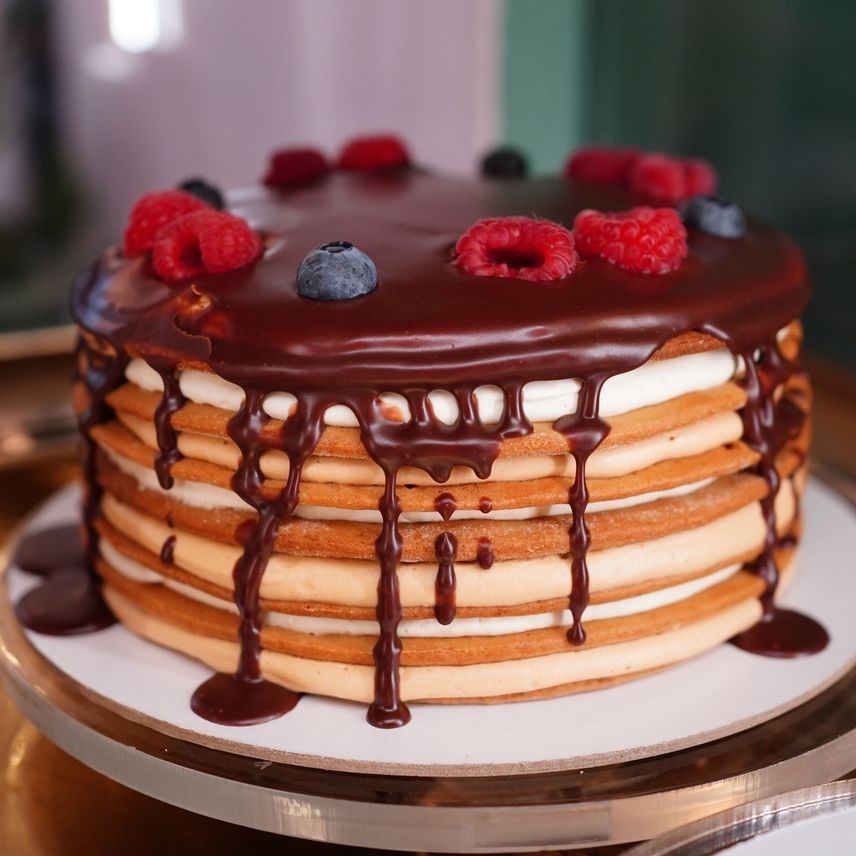 Карамельный медовик